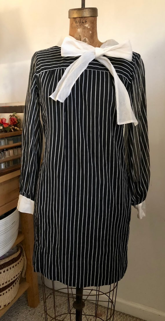 1960s vintage black and white striped organza pus… - image 3