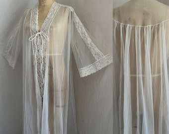 1970s vintage sheer white & lace duster robe xl-xxl