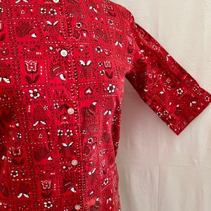 1950s red bandana cotton blouse Sz s image 2