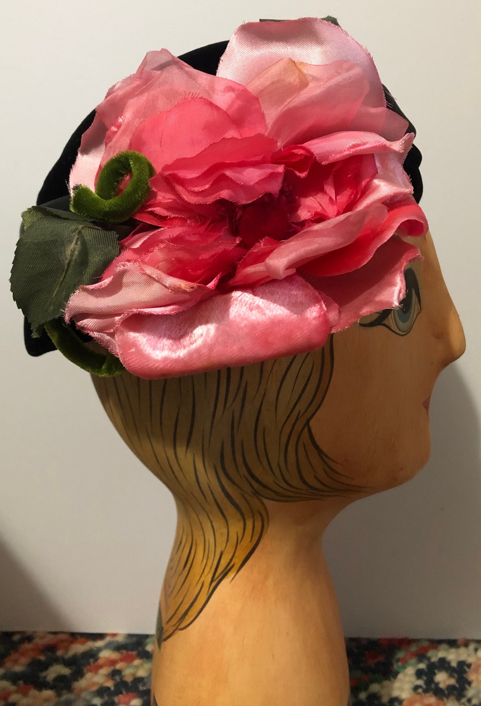 Vintage 1950s Tassel Flapper Style Pillbox Hat Cap Black Velvet Floral Lining OS 50s/60s Pillbox Veil Hat in Black Velvet – Better Dresses  main image 2