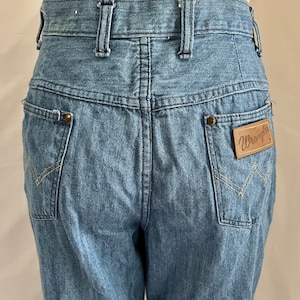 1970s vintage lightweight high rise wrangler jeans w28