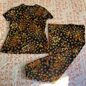 1970s psychedelic flower print palazzo pants and top matching set Sz s/m