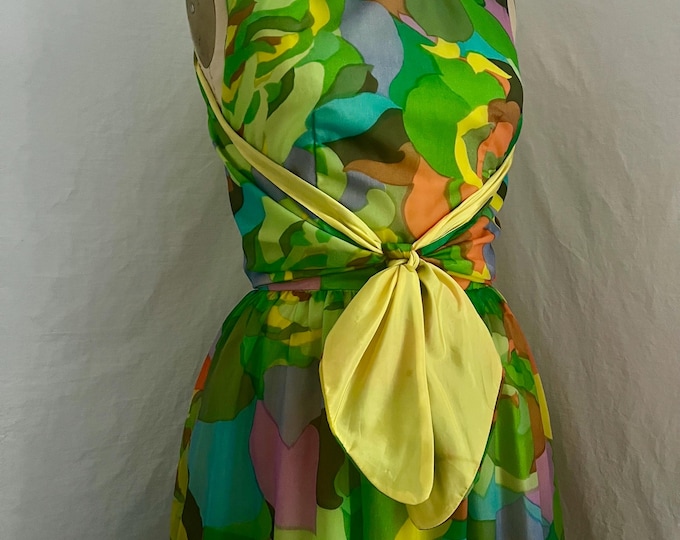 1970s Mollie Parnis Huge Floral Print Silk Organza Dress