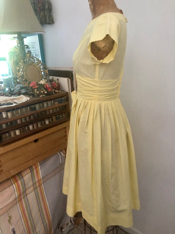 1950s yellow fit and flare true vintage party dre… - image 6