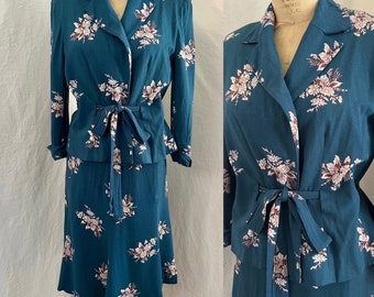 1970s vintage flower print spring suit Sz m
