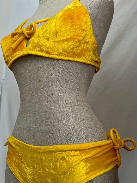 1960s vintage golden yellow velvet bikini Sz s - image 4