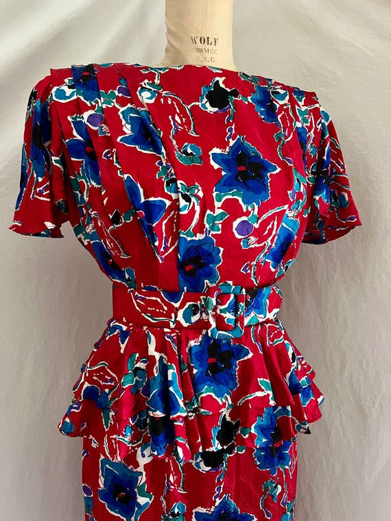 1980s vintage tissue silk floral peplum cocktail … - image 1