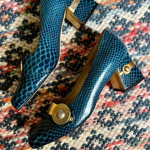 1970s Blue Faux Alligator Pumps with Gold Hardware
