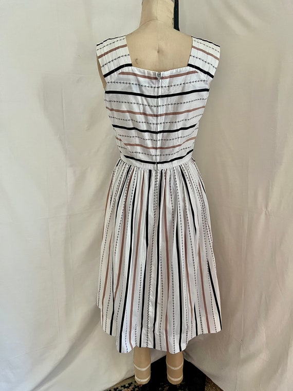 1950s vintage fit and flare cotton sundress Sz S - image 6