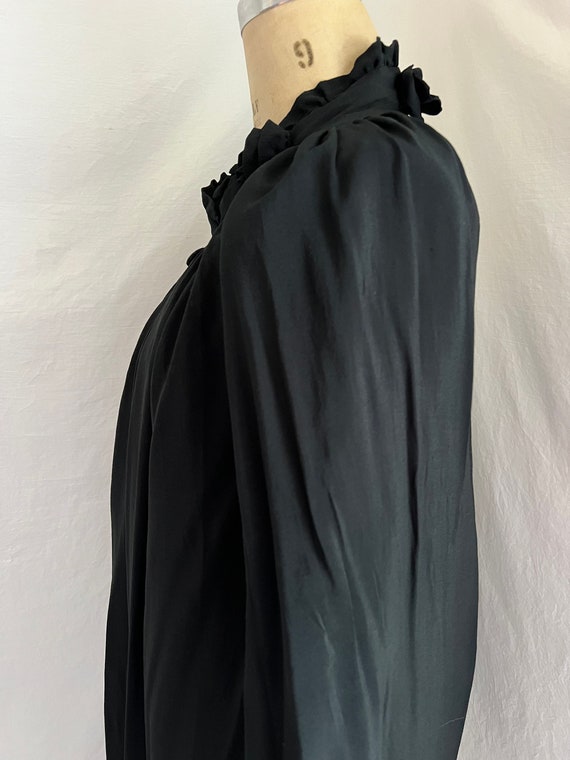 Antique 1920s black silk cape with fringe - image 4