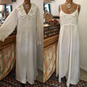 Vintage Old Hollywood  Odette Basra peignoir silk satin maxi gown and robe set Sz s/m/l