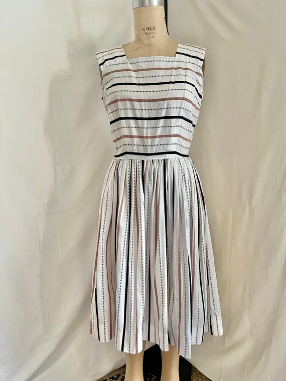 1950s vintage fit and flare cotton sundress Sz S - image 2