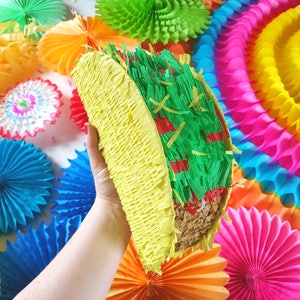 Taco Pinata image 1