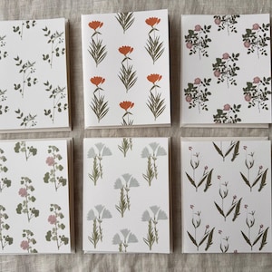 Floral Pattern Blank Greeting Cards Set of 6 With Envelopes