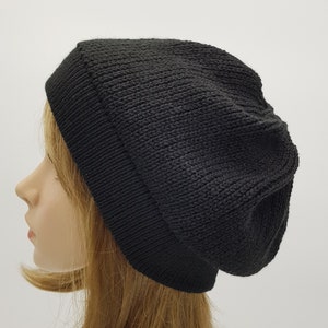 Black beret, knit beret, women&#39;s beanie hat, handmade knitted beret for women, knit tam, knitted from acrylic yarn