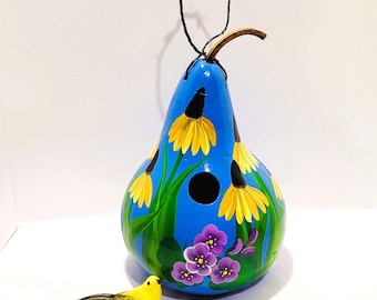 Painted yellow daisy flowered gourd birdhouse, natural gourd birdhouse, decorative gourd art, home decor