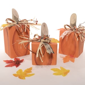 Wood Pumpkin Set, Hand Painted Pumpkins, Reclaimed Wood Pumpkins, Wooden Pumpkins, Rustic Fall Decor, Rustic Fall Pumpkins