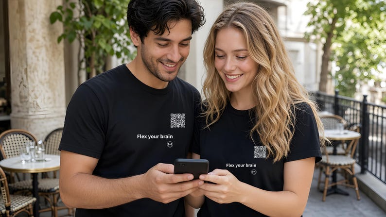 Scannable Shirt | Flex your brain | Scan QR for a New Daily Mood Message | Smart Gift for Students or Teachers immagine 5