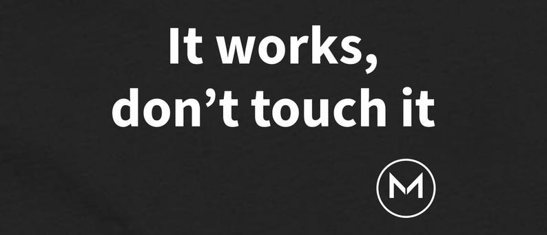 Scannable Shirt | It works, don't touch it Women's Tee | Funny Tech Gift for Her, Engineer or Coder Bild 2