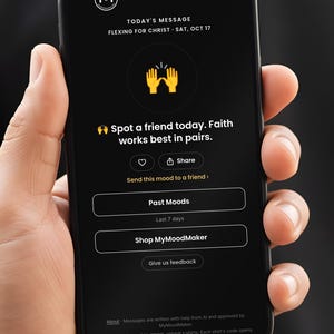 Scanbaar shirt | Flexen voor Christus | Scan de QR-code voor een nieuwe dagelijkse boodschap | Christelijk cadeau voor een kerkvriend, dominee of Kerstmis afbeelding 6