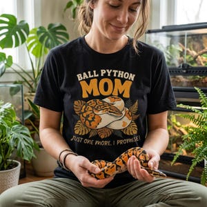 Rolig kungspytonskjorta, Comfort Colors® söt ormälskare-t-shirt, present till reptilmamma, grafisk t-shirt för exotiskt husdjur, pytonpytonskötare