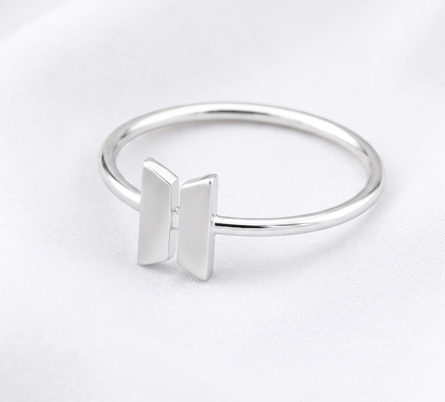 Bts v ring - Etsy 日本