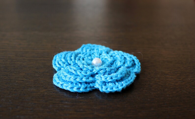 3D crochet flower in turquoise with pearl approx 8cm image 3