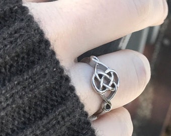 Celtic Knot Ring, Silver Infinity Jewelry, Stainless Steel, Birthday Gift for Girlfriend, Irish Jewelry, Love Ring for Woman