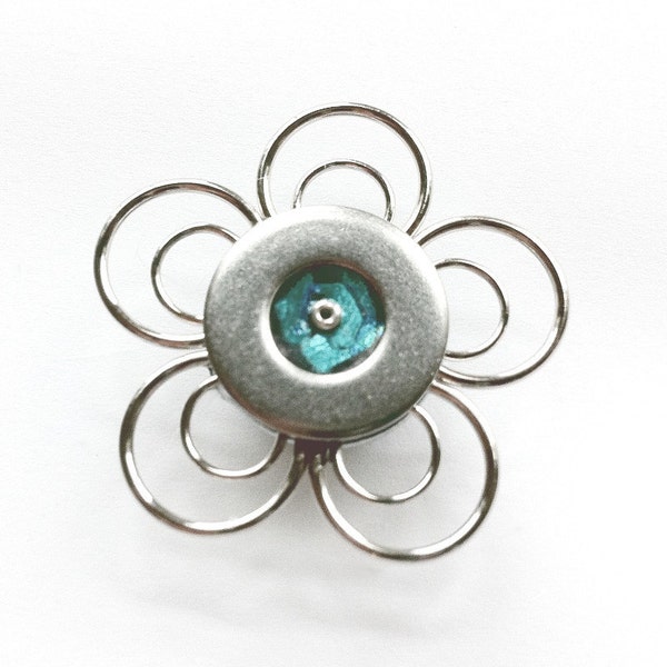 Small Silver Turquoise Metal Flower Magnet, Metal Magnet, Silver Flower, Easter Magnet, Unique Magnets