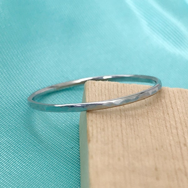 1mm Hammered Ring, Thin Stainless Steel Ring, Silver Textured Stacking Ring, Simple Minimalist Jewelry, Skinny Band, Non Tarnish, Waterproof