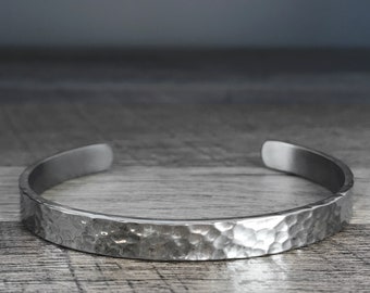 Stainless Steel Hammered Cuff Bracelet, Unisex Design, Mens Thin Bangle, Polished Silver Finish, Gift for Women, graduation gift