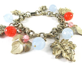 1950s Charm Bracelet / Gold Tone Maple Leaf Chain Bracelet / Lucite Beads