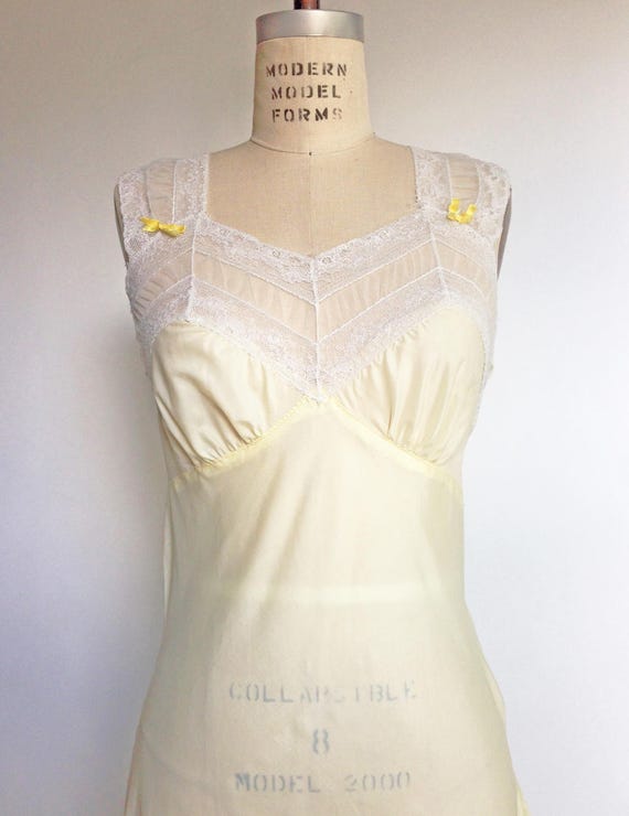 1940s Nightgown Yellow Vintage 40s Lingerie White… - image 3