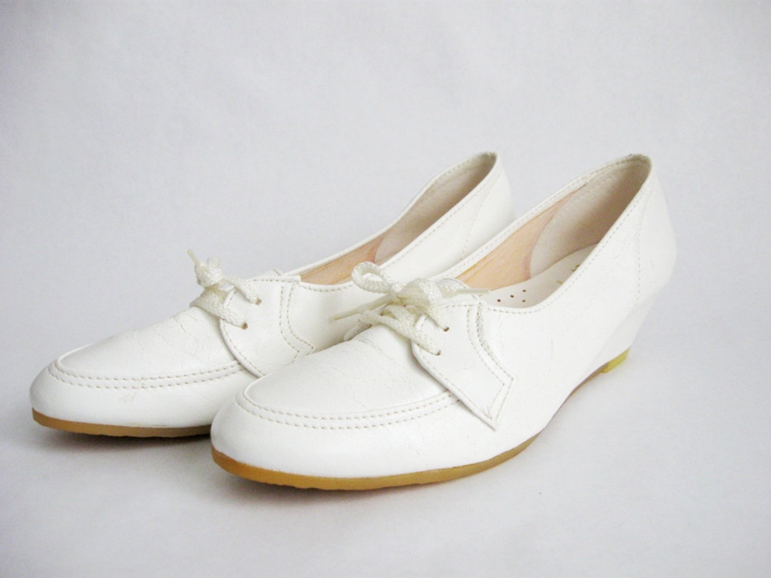 classic nurse shoes