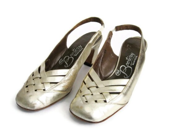 1960s Shoes Gold Slingback Heel Woven Vamp Metalli