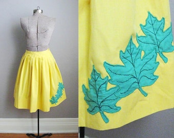 1950s Vintage Skirt Yellow Cotton 50s Skirt Pleated Maple Leaf / Small