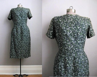 1950s Vintage Dress Green Cotton 50s Wiggle Dress Sheath Short Sleeve / Medium