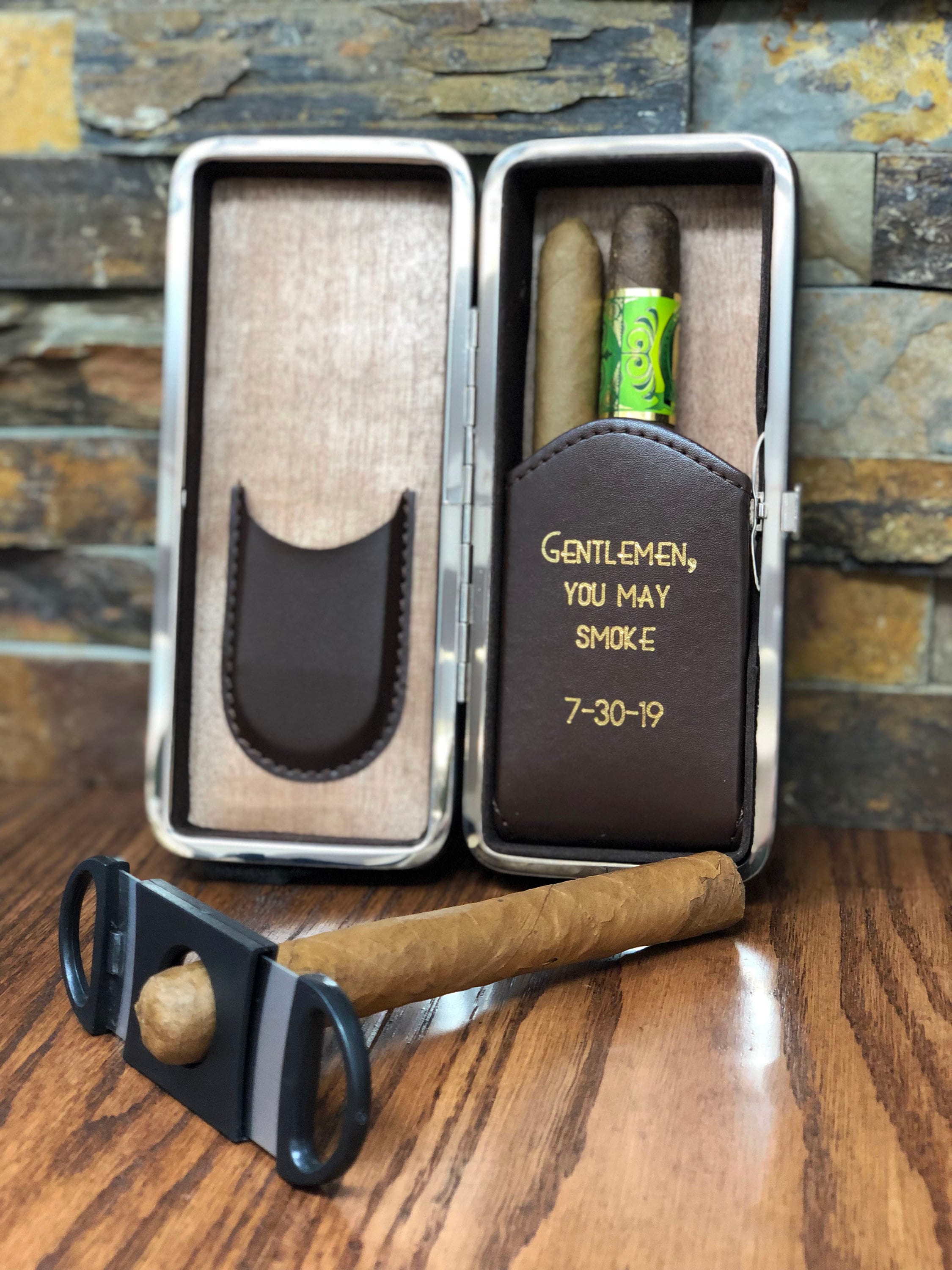 Art & Collectibles Tobacciana Cigar Case Engraved Fathers day Gift ...