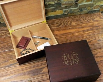 Personalized Keepsake box, Gifts for Him, Father&#39;s Day, Groomsmen, Wedding, Anniversary, Birthday, Christmas, Gifts for Her, Graduation