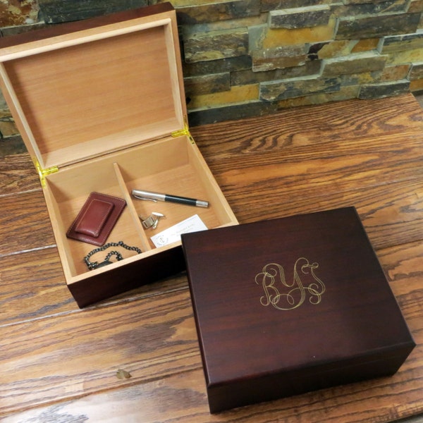 Personalized Mens Keepsake box- Mans Gift- Father's Gift- Groomsmen Gift- Best Man- Groom- Wedding- Anniversary- Birthday- Christmas