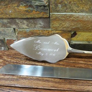 Personalized Wedding Cake Server and Knife Set Wedding Gift Wedding accessory Bridal Shower Rehearsal 592 image 3