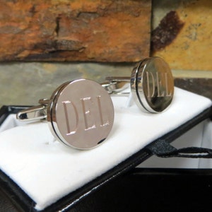 Personalized Round Cuff Links, Monogrammed, Groomsman, Gifts for him, Father of the Bride, Groom, Mens Jewelry, Father's Day, Graduation image 3