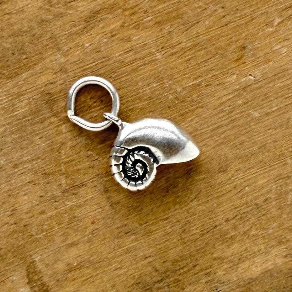 Pendentif Coquillage Nautilus En Argent 925 - Noir Et Résine - Fait Main Indonésie
