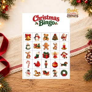 Könnte beinhalten: Eine Weihnachts-Bingo-Spielkarte mit dem Text "Christmas Bingo" und "Bright Little Hours" oben. Das Raster enthält fünfundzwanzig farbenfrohe Illustrationen von Feiertagssymbolen, darunter eine Glocke, ein Pinguin, ein Bär, ein Baum, der Weihnachtsmann, ein Zug, ein Lebkuchenmann, ein Rentier, eine Kerze, ein Hase, ein Strumpf, ein Geschenk, ein Engel, eine Puppe, eine Zuckerstange, ein Kardinal, ein Nussknacker, eine Kugel, ein Hund, ein Schneemann, ein Schaukelpferd, ein Schlitten, ein Elf und ein Kranz.