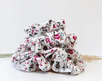 Cotton Scrunchy in Floral Lattice