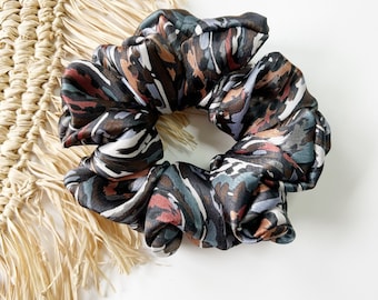 Multicoloured/Abstract Satin Scrunchy