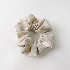 Linen Scrunchy with  Embroidery.