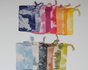 New to order: Set of 5 gift bags, medium-sized bags 15 x 20 cm, batik, hand-dyed