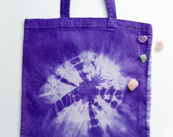 Sac fourre-tout avec cercle, shibori tie dye violet, sac boho, sac à provisions, sac de festival boho, mode boho, sac réutilisable, fourre-tout du marché