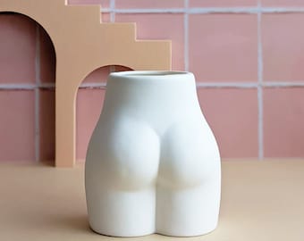 Adorable White Ceramic Butt Vase - Unique and Versatile Home Decor Piece